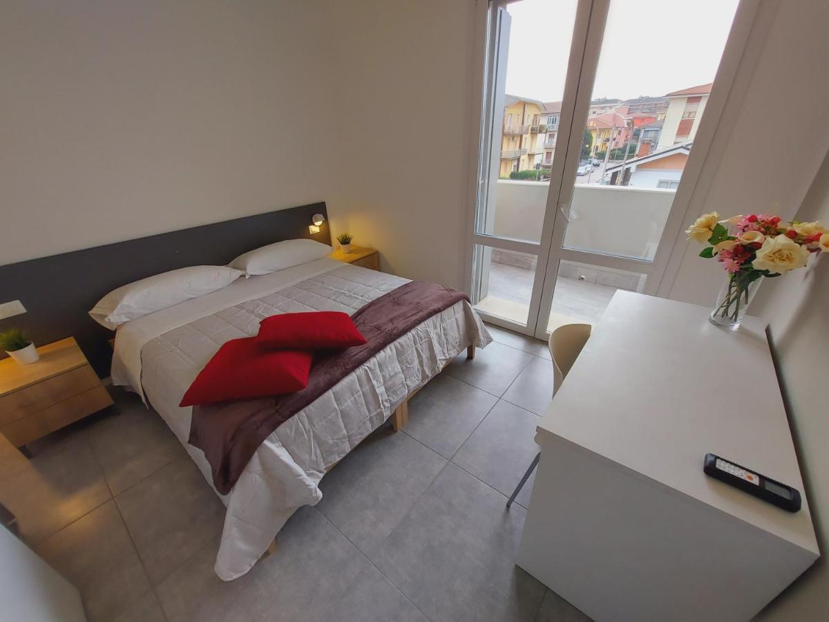Residenza Delizia Camere & Appartamenti "Residenze Del Cuore" Verona Exterior foto