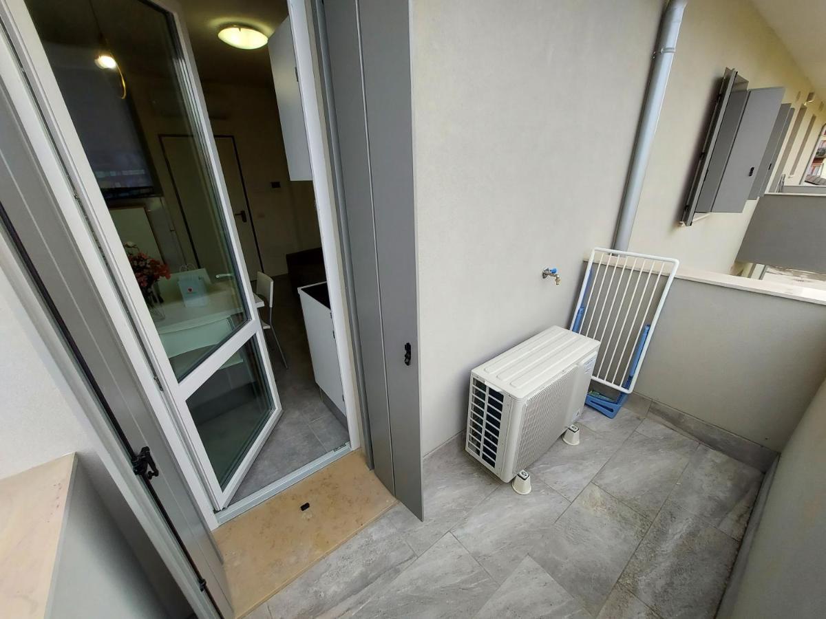 Residenza Delizia Camere & Appartamenti "Residenze Del Cuore" Verona Exterior foto
