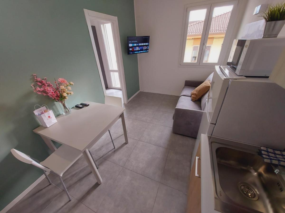 Residenza Delizia Camere & Appartamenti "Residenze Del Cuore" Verona Exterior foto